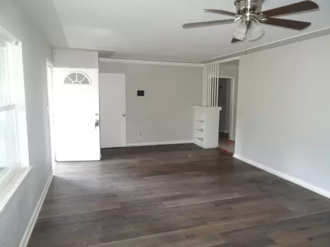 Living - 1202 Davis Ave, Springdale, AR 72764 photo 1 of 6