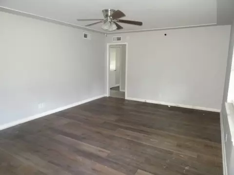 Living - 1202 Davis Ave, Springdale, AR 72764 photo 3 of 6