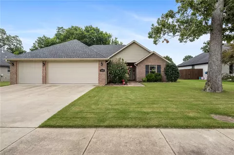 1898 S Harding Pl, Fayetteville, AR 72701