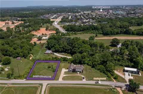N Barrington Road, Tontitown, AR 72762