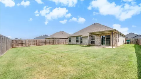 Exterior - 910 Sassafras Ln, Centerton, AR 72719 photo 2 of 3