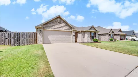 Exterior - 910 Sassafras Ln, Centerton, AR 72719 photo 3 of 3