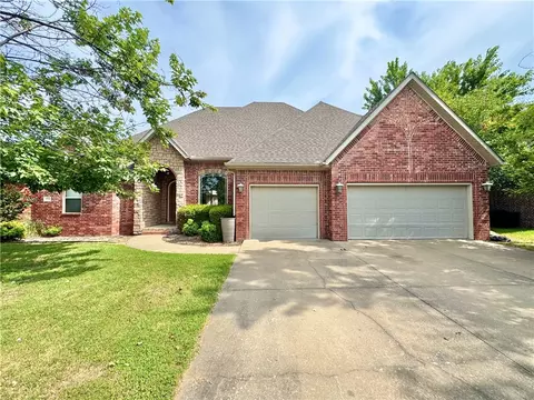 4506 Flagstick Dr, Fayetteville, AR 72704