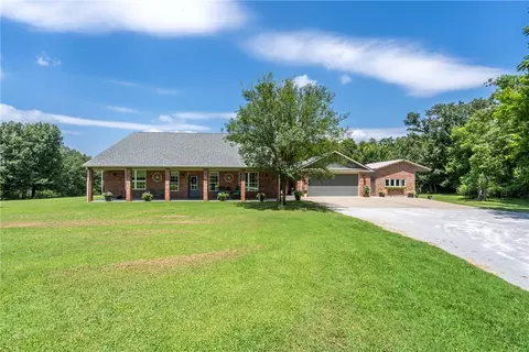 24889 E 570 Rd, Colcord, OK 74338