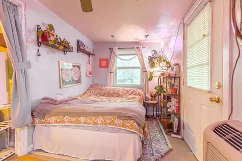 Bedroom - 12842 Ruby Rd, Farmington, AR 72730 photo 5 of 6