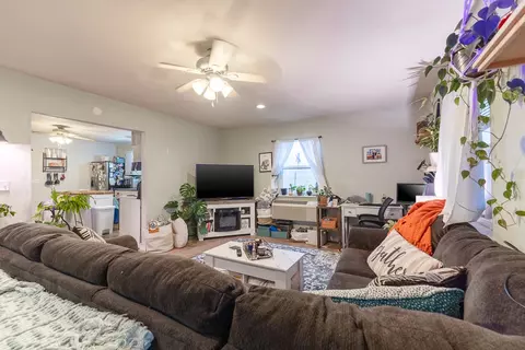 Living - 12842 Ruby Rd, Farmington, AR 72730 photo 3 of 4