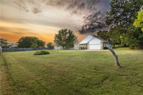 Exterior - 12842 Ruby Rd, Farmington, AR 72730 photo 1 of 12