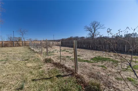 Exterior - 12842 Ruby Rd, Farmington, AR 72730 photo 7 of 12