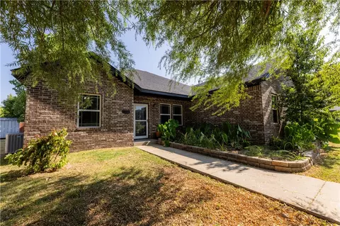 603 Teri Dr, Siloam Springs, AR 72761