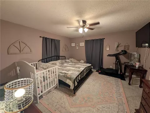 Bedroom - 3136 Hidden Loop, Harrison, AR 72601 photo 1 of 3