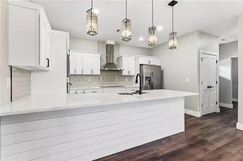 Kitchen - 607 6th Ave, Gravette, AR 72736 photo 2 of 4