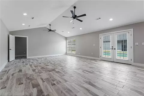 Living - 607 6th Ave, Gravette, AR 72736 photo 3 of 4