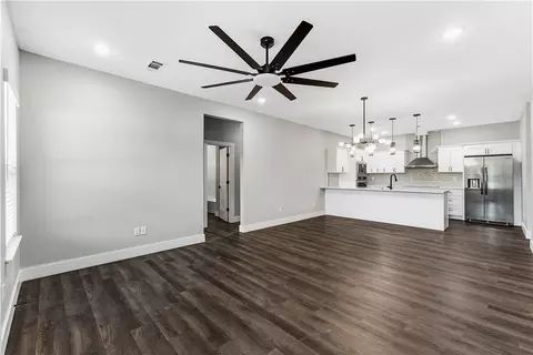 Living - 607 6th Ave, Gravette, AR 72736 photo 1 of 4