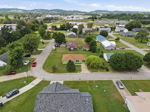 View/Area - 304 Estates Dr, Green Forest, AR 72638 photo 9 of 9