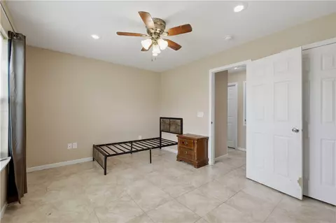 Bedroom - 304 Estates Dr, Green Forest, AR 72638 photo 1 of 3
