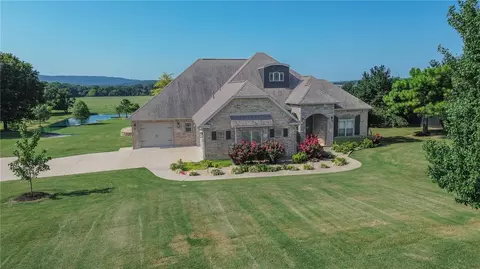 1951 Walnut Grove Rd, Prairie Grove, AR 72753