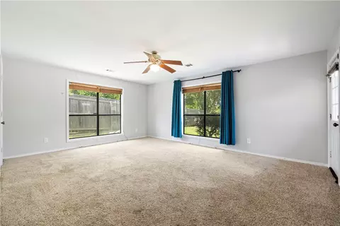 Living - 9005 Copper Oaks Ln, Fort Smith, AR 72903 photo 8 of 9