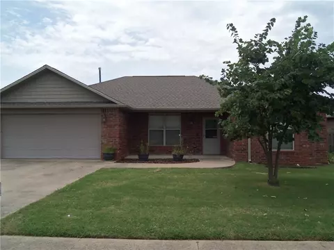 1902 N Messick Ct, Siloam Springs, AR 72761