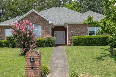 1781 N Misty Ln, Fayetteville, AR 72701