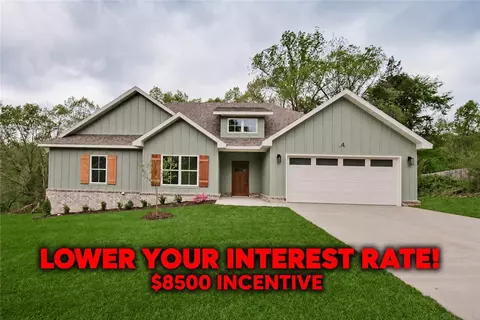 24 Kirkcudbright Ln, Bella Vista, AR 72715