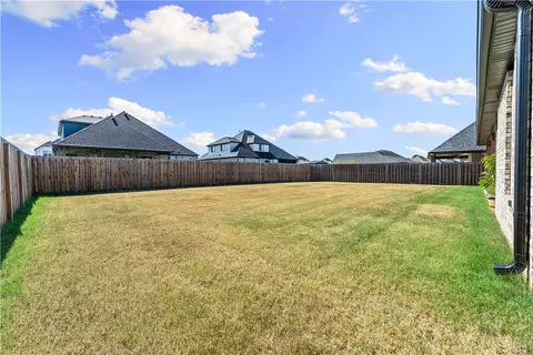 Exterior - 1211 Longbourn Dr, Centerton, AR 72719 photo 8 of 15