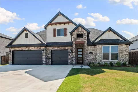 Exterior - 1211 Longbourn Dr, Centerton, AR 72719 photo 3 of 15