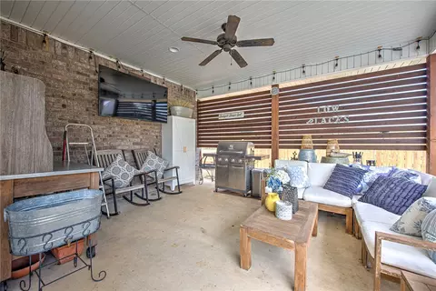 Exterior - 1400 Blue Moon Rd, Centerton, AR 72719 photo 5 of 9