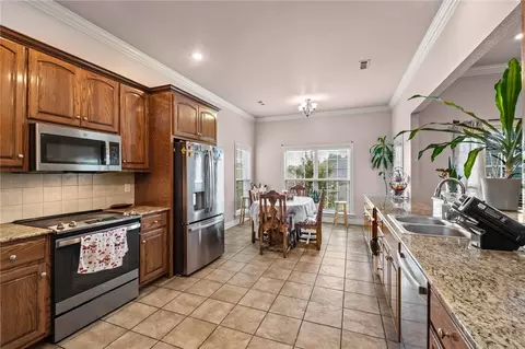 Kitchen - 3242 Glenbrook Loop, Springdale, AR 72764 photo 1 of 1