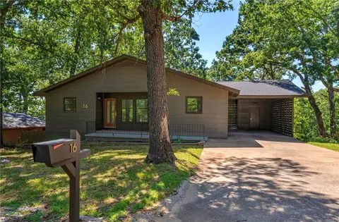 16 Stretford Dr, Bella Vista, AR 72714