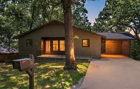 16 Stretford Dr, Bella Vista, AR 72714