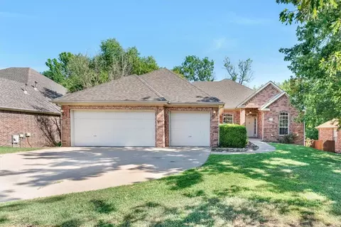4180 W Morning Mist Dr, Fayetteville, AR 72704