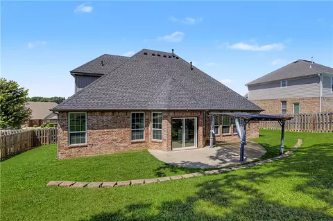 Exterior - 1701 Abbey Ln, Centerton, AR 72719 photo 3 of 5