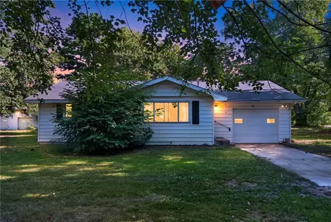 1370 Elm Springs Rd, Springdale, AR 72762