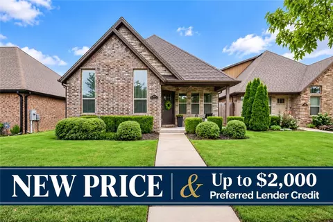3308 SW Stonepoint Ave, Bentonville, AR 72713