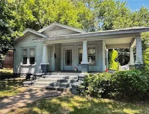 800 W Main St, Clarksville, AR 72830