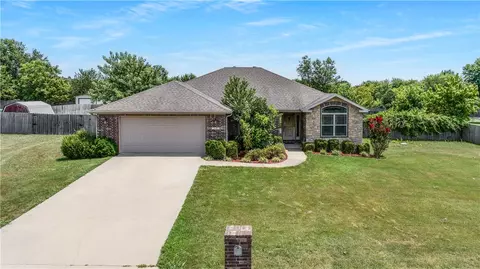 3491 Gracie Dr, Lowell, AR 72745