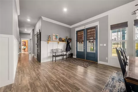 Entry Way - 639 Nc 1525, Compton, AR 72624 photo 1 of 3