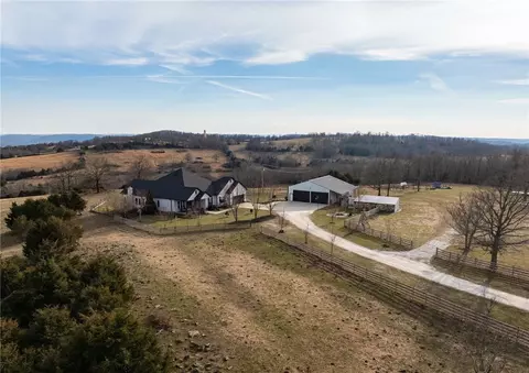 Exterior - 639 Nc 1525, Compton, AR 72624 photo 5 of 19