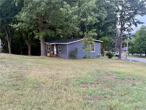 8016 Cedar Ln, Rogers, AR 72756 photo 4