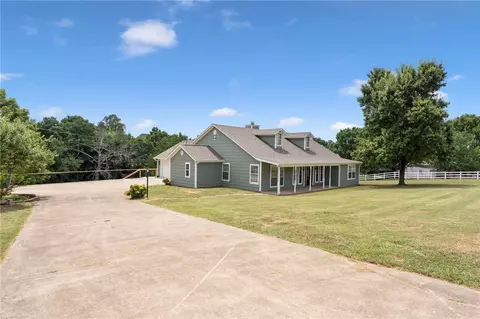 815 Steele Rd, Springdale, AR 72762
