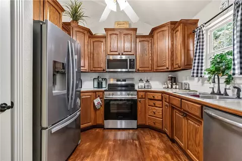 Kitchen - 22549 E War Eagle Rd, Springdale, AR 72764 photo 1 of 1