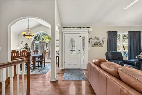 Entry Way - 22549 E War Eagle Rd, Springdale, AR 72764 photo 1 of 4