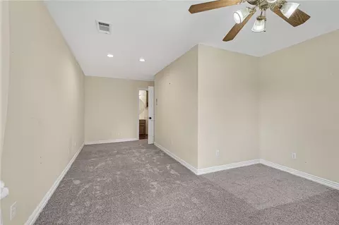 Bedroom - 2905 Lakehill Dr, Lavaca, AR 72941 photo 3 of 3
