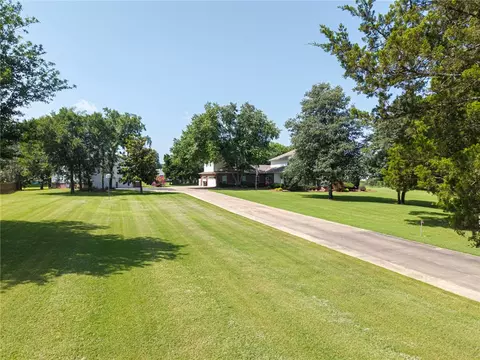 Exterior - 2905 Lakehill Dr, Lavaca, AR 72941 photo 12 of 12