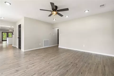 Living - 4953 Maris Loop, Harrison, AR 72601 photo 4 of 11