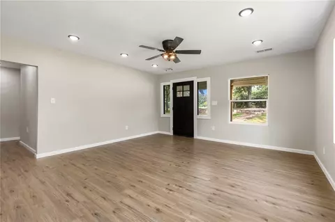 Living - 4953 Maris Loop, Harrison, AR 72601 photo 2 of 11