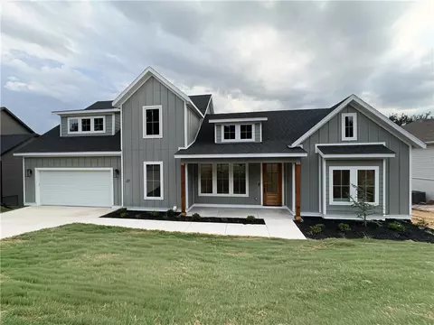 27 Cullen Hills Dr, Bella Vista, AR 72715