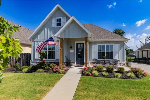 6974 Summer Hill Cv, Springdale, AR 72762