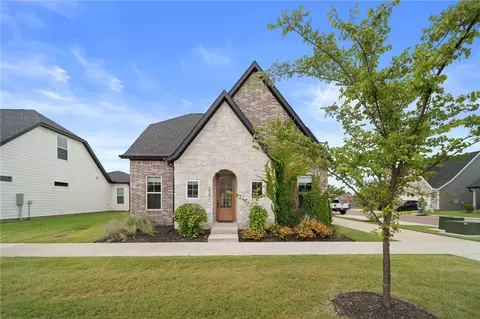4028 W Sommerset St, Rogers, AR 72758