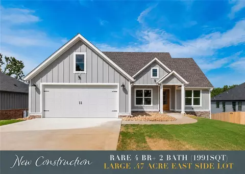 32 S Cheshnut Dr, Bella Vista, AR 72714